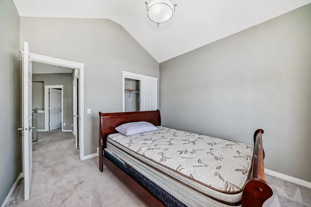 108 Cityside Park NE Calgary AB T3N 1J2