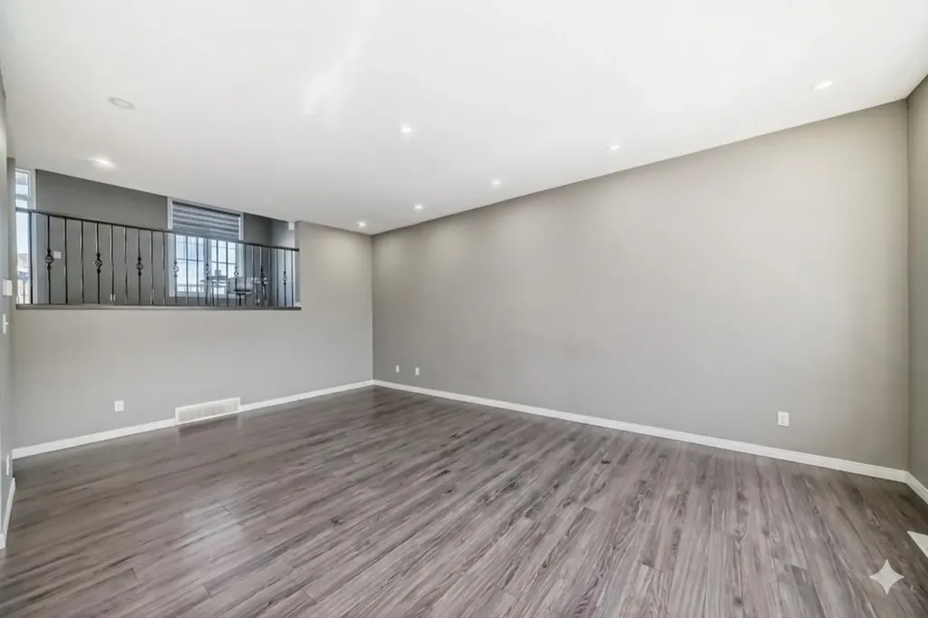 108 Cityside Park NE Calgary AB T3N 1J2