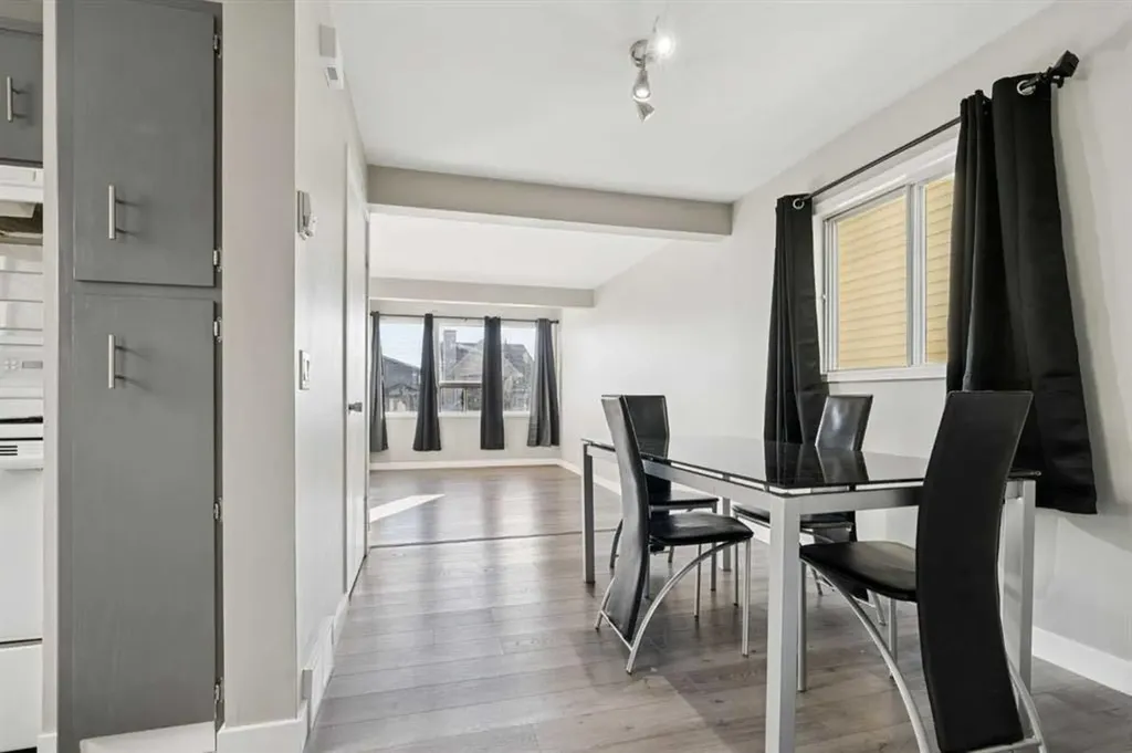 218 Falmere Way NE Calgary AB T3J 2X9