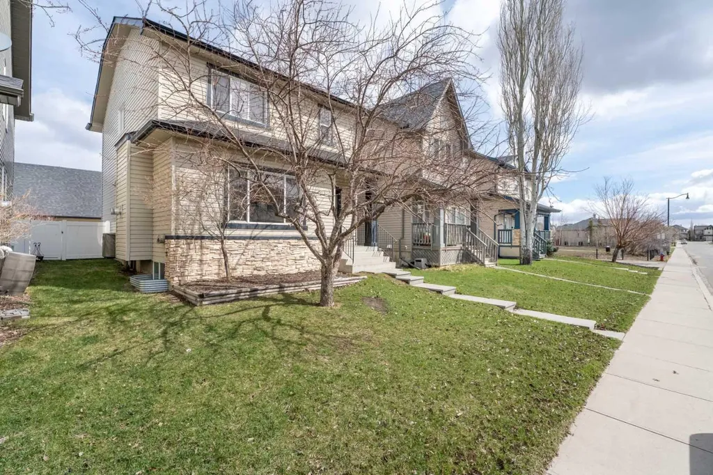 108 Drake Landing Court Okotoks AB T1S2M3