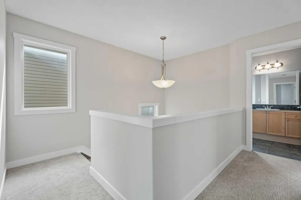 108 Drake Landing Court Okotoks AB T1S2M3