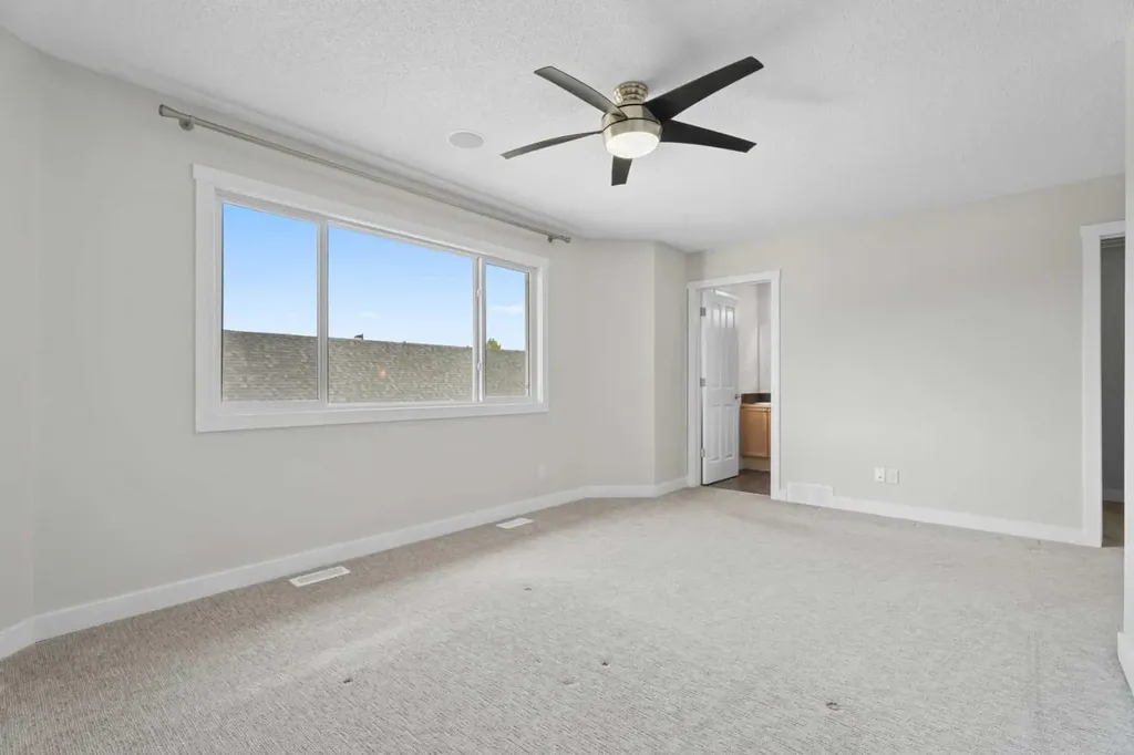 108 Drake Landing Court Okotoks AB T1S2M3