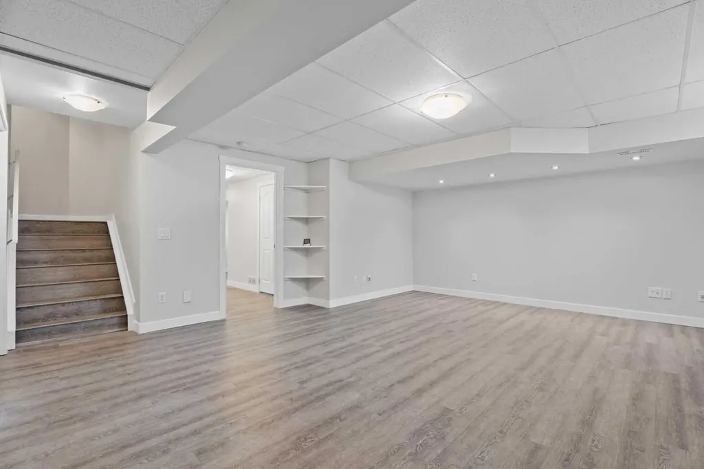 108 Drake Landing Court Okotoks AB T1S2M3