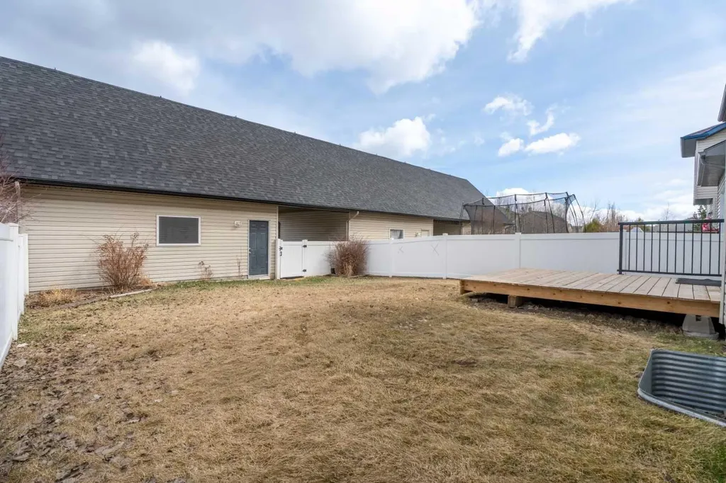 108 Drake Landing Court Okotoks AB T1S2M3