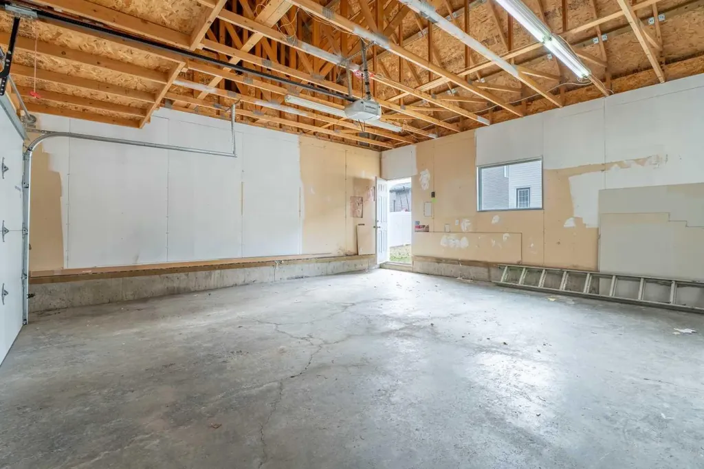 108 Drake Landing Court Okotoks AB T1S2M3