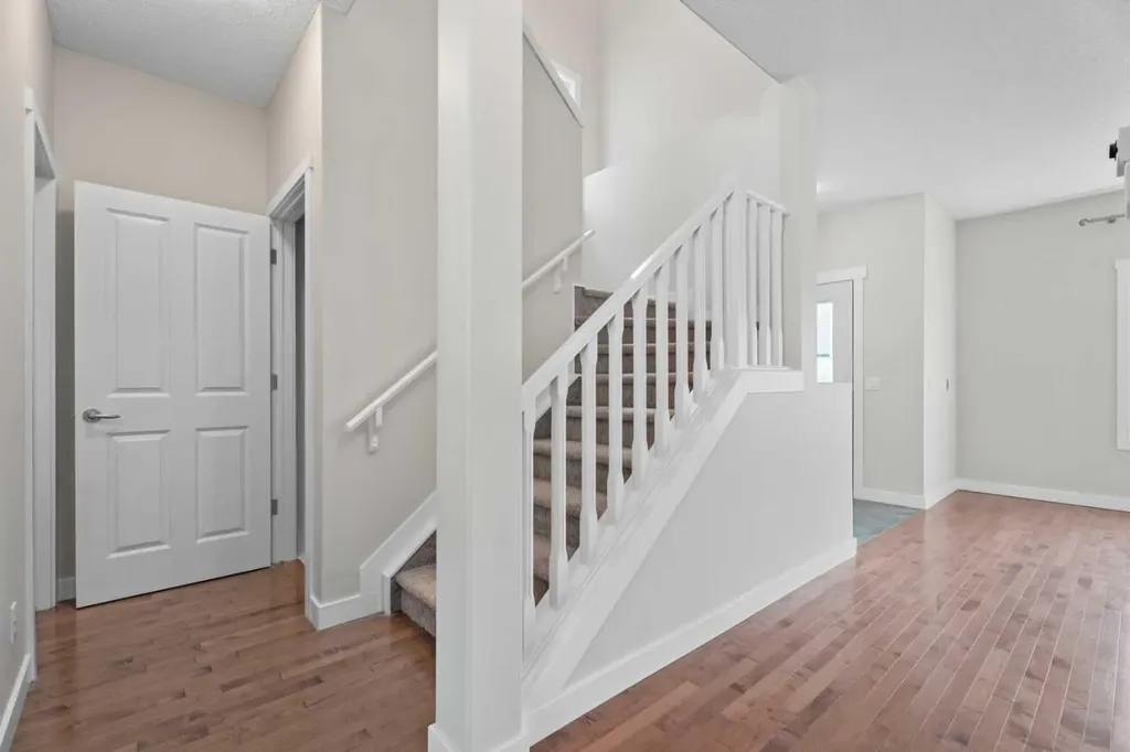 108 Drake Landing Court Okotoks AB T1S2M3