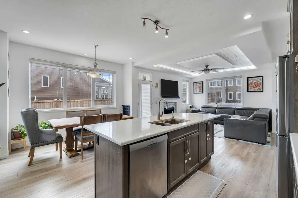 112 Cityside Terrace NE Calgary AB T3N 1H8