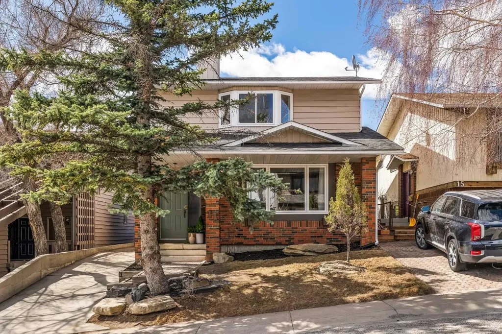 11 Coach Manor Rise SW Calgary AB T3H 1C5
