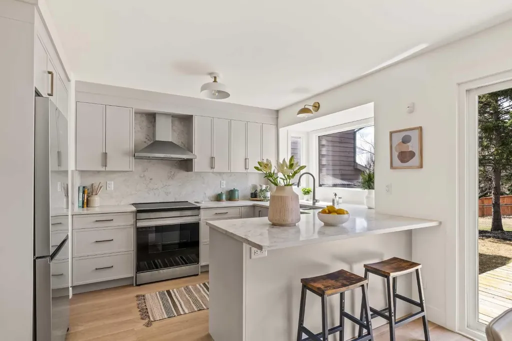 11 Coach Manor Rise SW Calgary AB T3H 1C5
