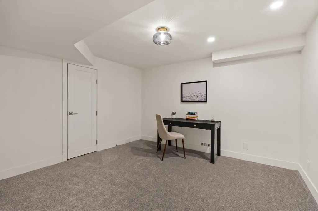 11 Coach Manor Rise SW Calgary AB T3H 1C5