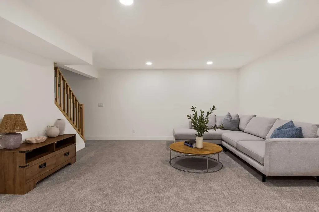 11 Coach Manor Rise SW Calgary AB T3H 1C5
