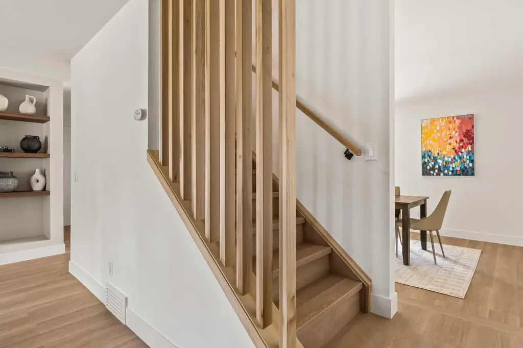 11 Coach Manor Rise SW Calgary AB T3H 1C5