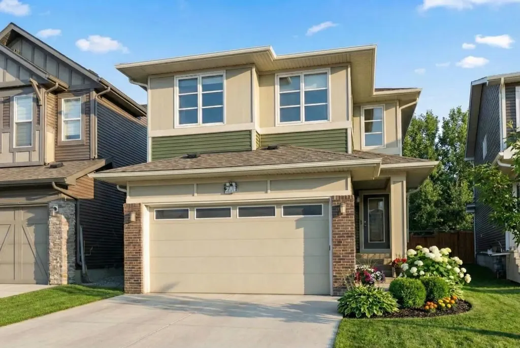 223 Savanna Way NE Calgary AB T3J 0Z9