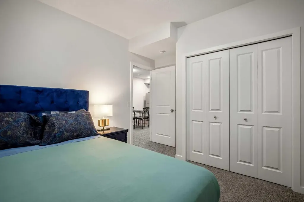 223 Savanna Way NE Calgary AB T3J 0Z9