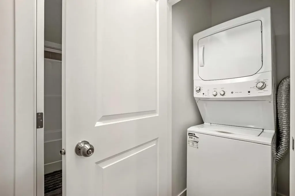 223 Savanna Way NE Calgary AB T3J 0Z9
