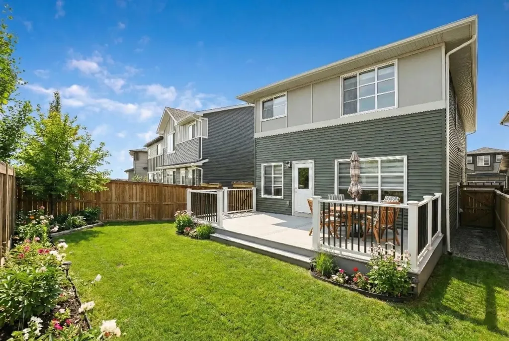 223 Savanna Way NE Calgary AB T3J 0Z9