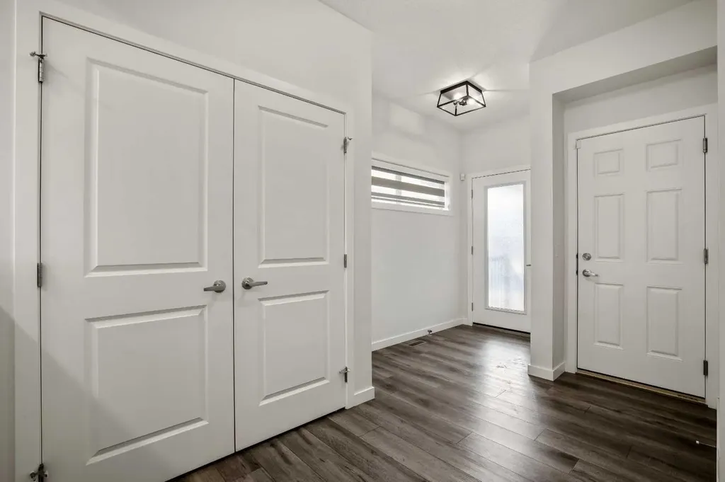 223 Savanna Way NE Calgary AB T3J 0Z9