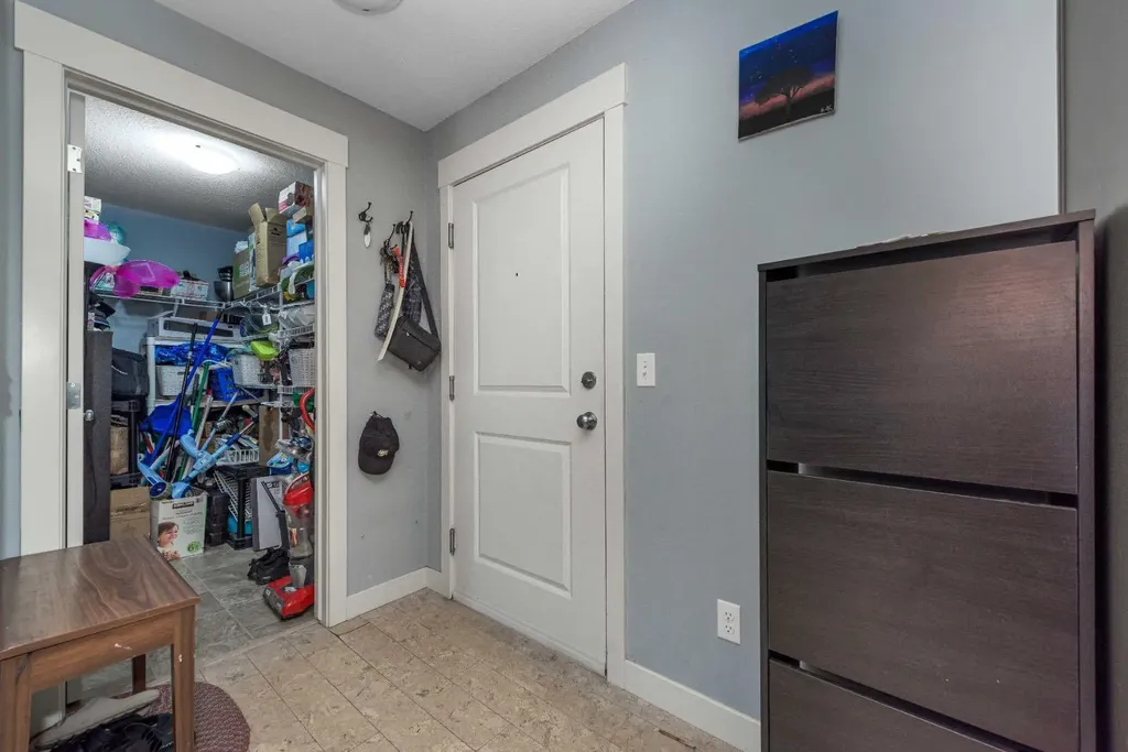 155 Skyview Ranch Way NE Calgary AB T3N 0L3