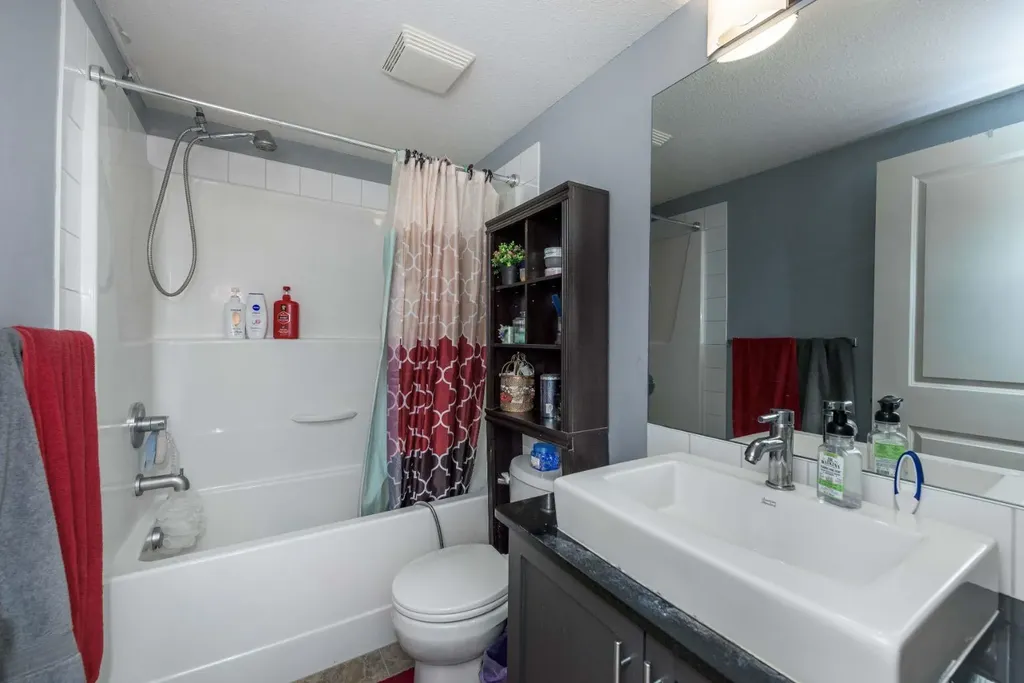 155 Skyview Ranch Way NE Calgary AB T3N 0L3