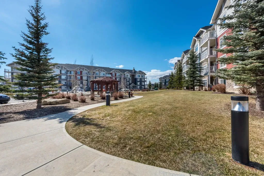 155 Skyview Ranch Way NE Calgary AB T3N 0L3