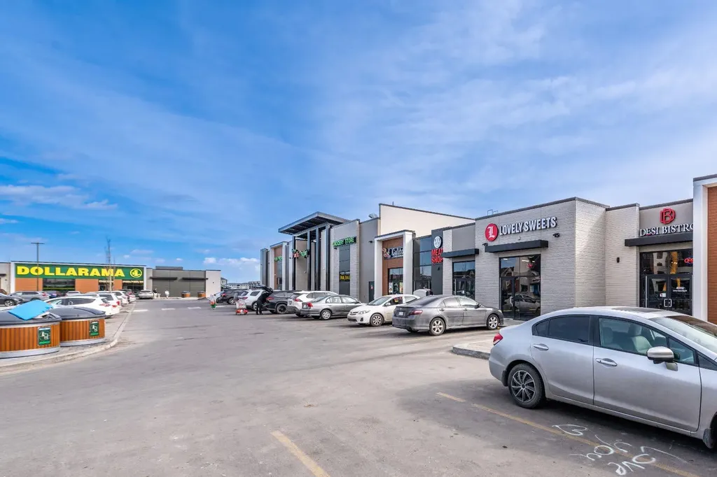 155 Skyview Ranch Way NE Calgary AB T3N 0L3