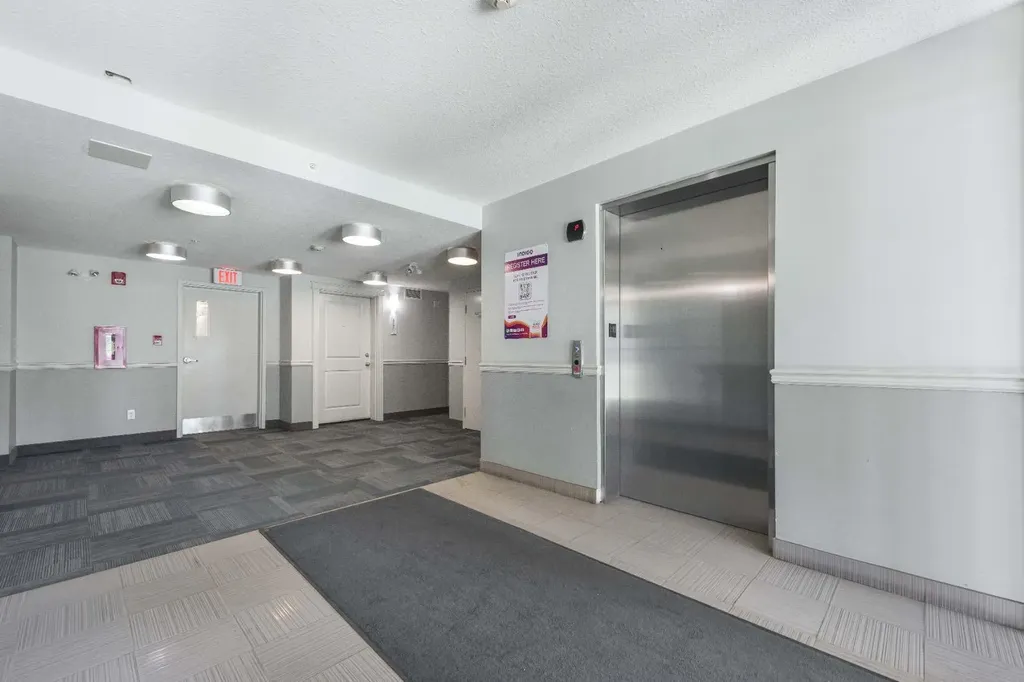 155 Skyview Ranch Way NE Calgary AB T3N 0L3