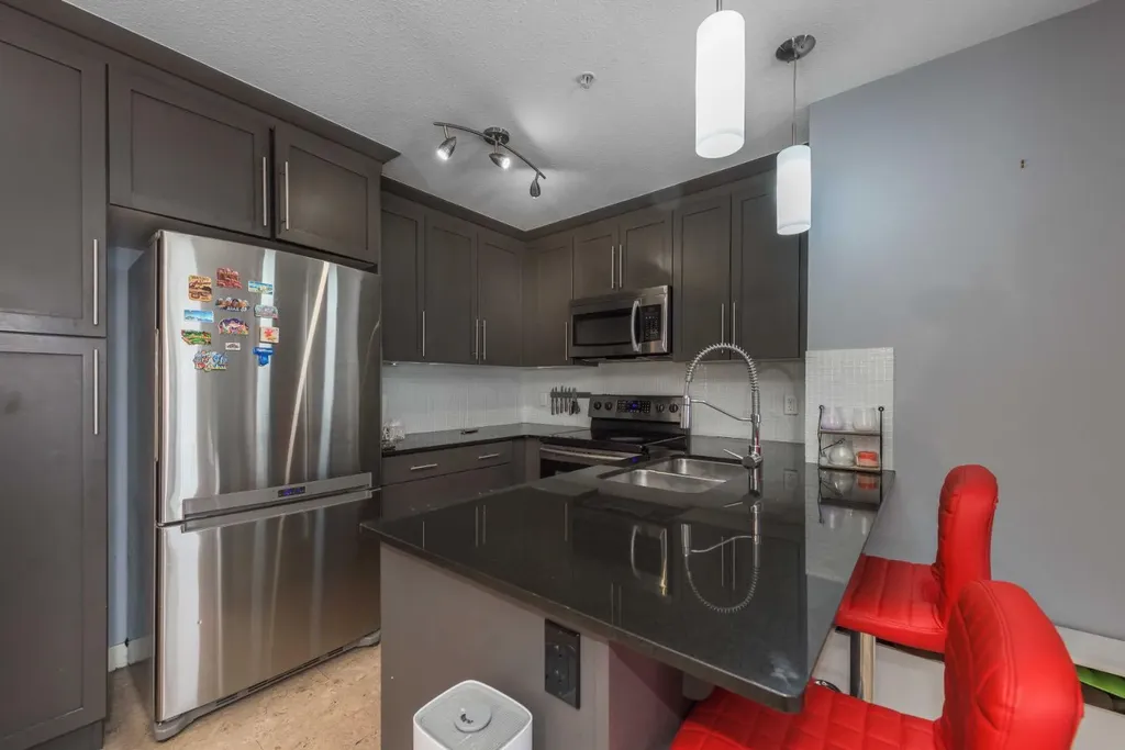 155 Skyview Ranch Way NE Calgary AB T3N 0L3