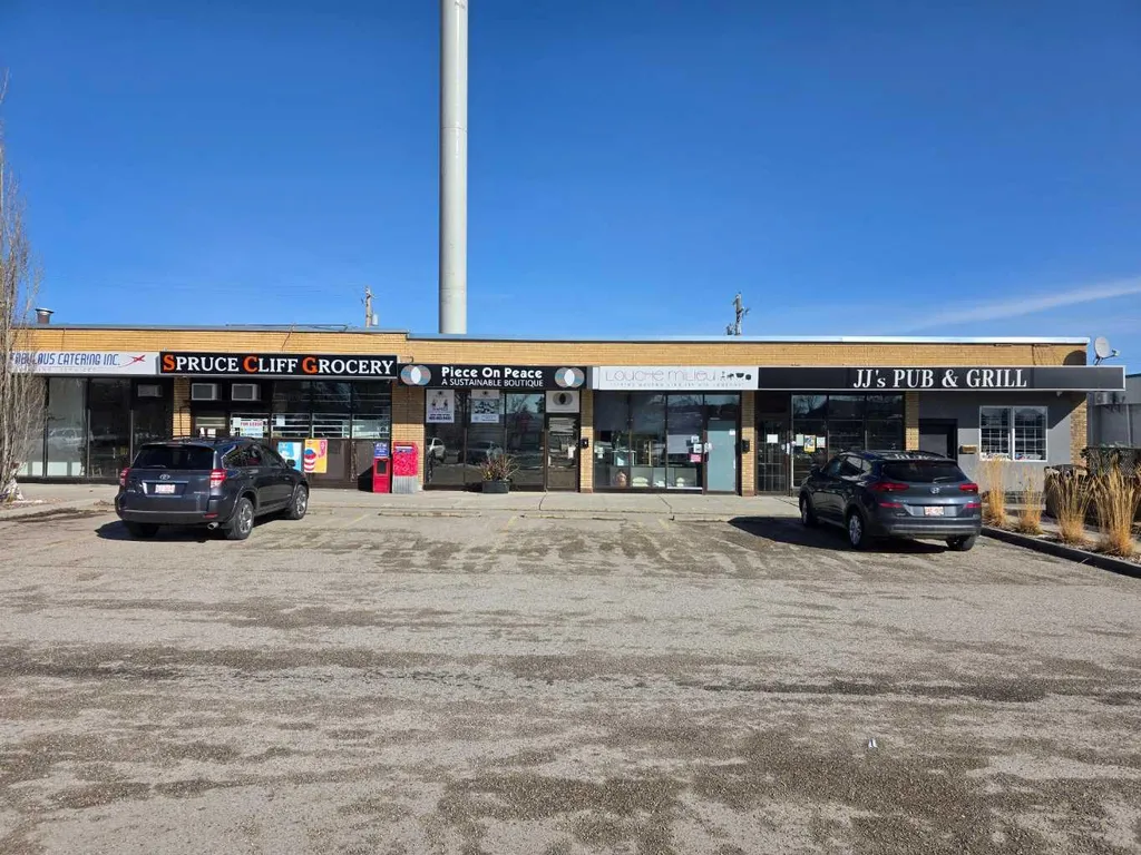 512 Cedar Crescent SW Calgary AB T3C 2Y8