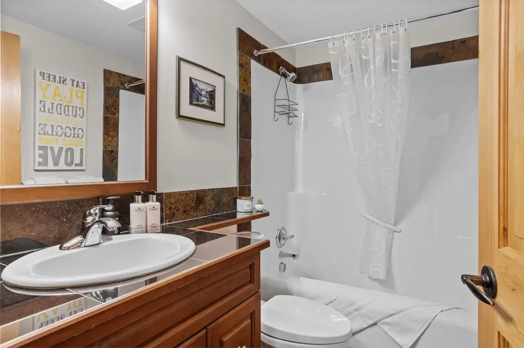104 Armstrong Place Canmore AB T1W 3L5