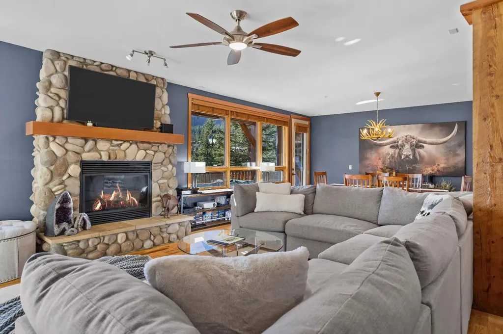 104 Armstrong Place Canmore AB T1W 3L5