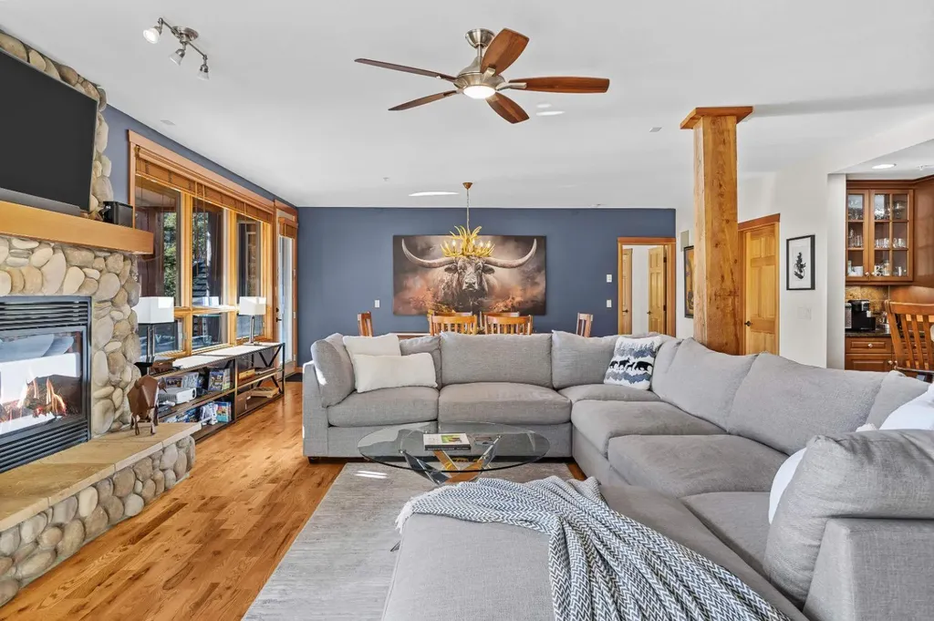 104 Armstrong Place Canmore AB T1W 3L5