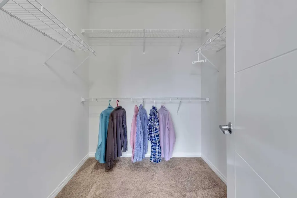 44 Cityside Rise NE Calgary AB T3N1H7
