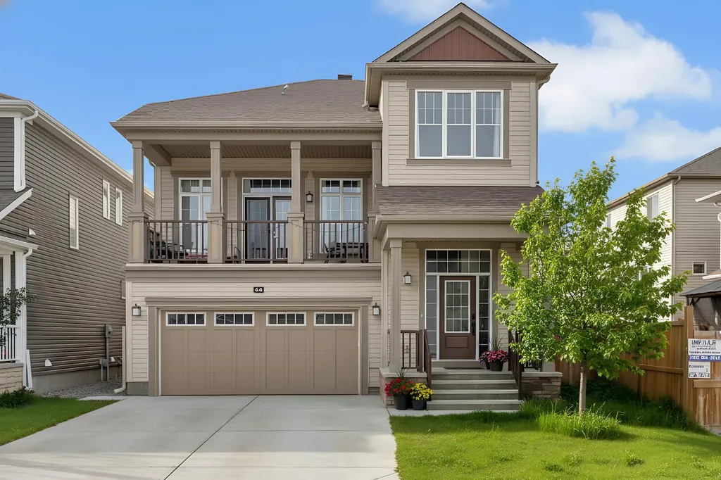 44 Cityside Rise NE Calgary AB T3N1H7