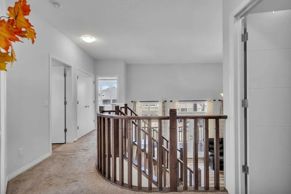 44 Cityside Rise NE Calgary AB T3N1H7