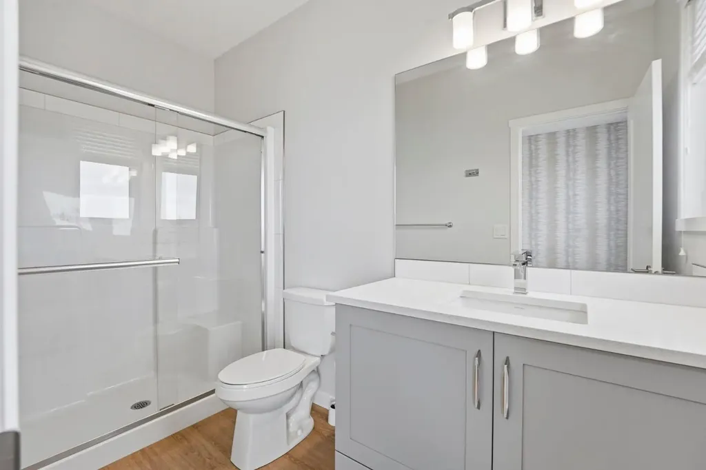 84 Shawnee Common SW Calgary AB T2Y 0P9