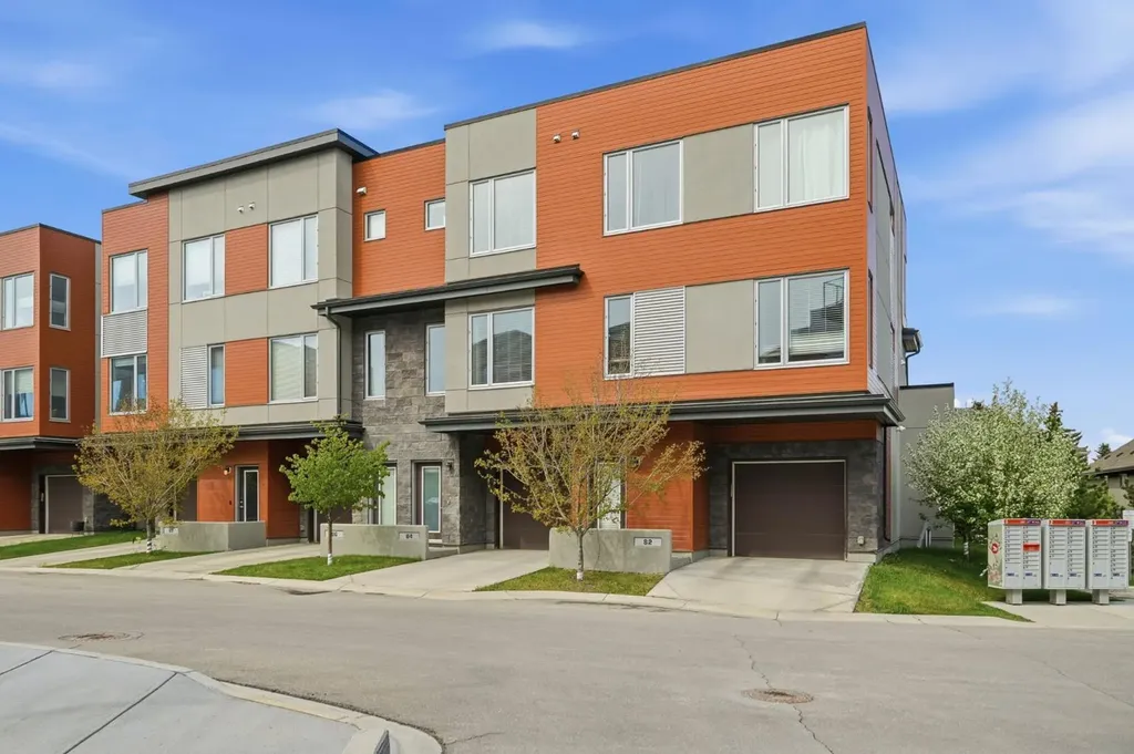 84 Shawnee Common SW Calgary AB T2Y 0P9