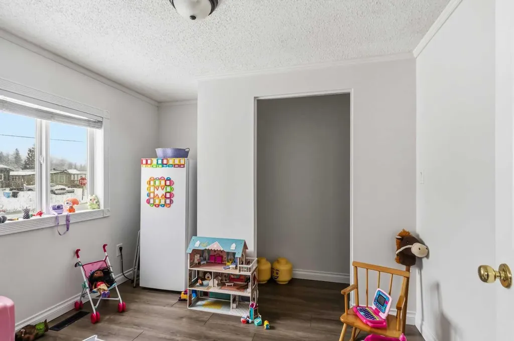 101 Granite Street Fort Mcmurray AB T9H 4Y2