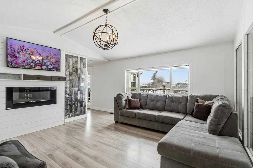 101 Granite Street Fort Mcmurray AB T9H 4Y2