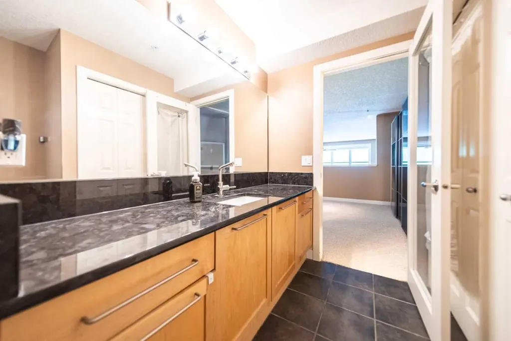 1505 27 Avenue SW Calgary AB T2T 1G5