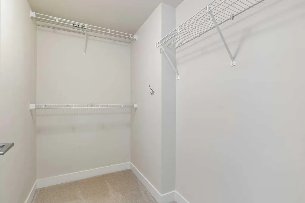 1110 11 Street SW Calgary AB T2R1S5
