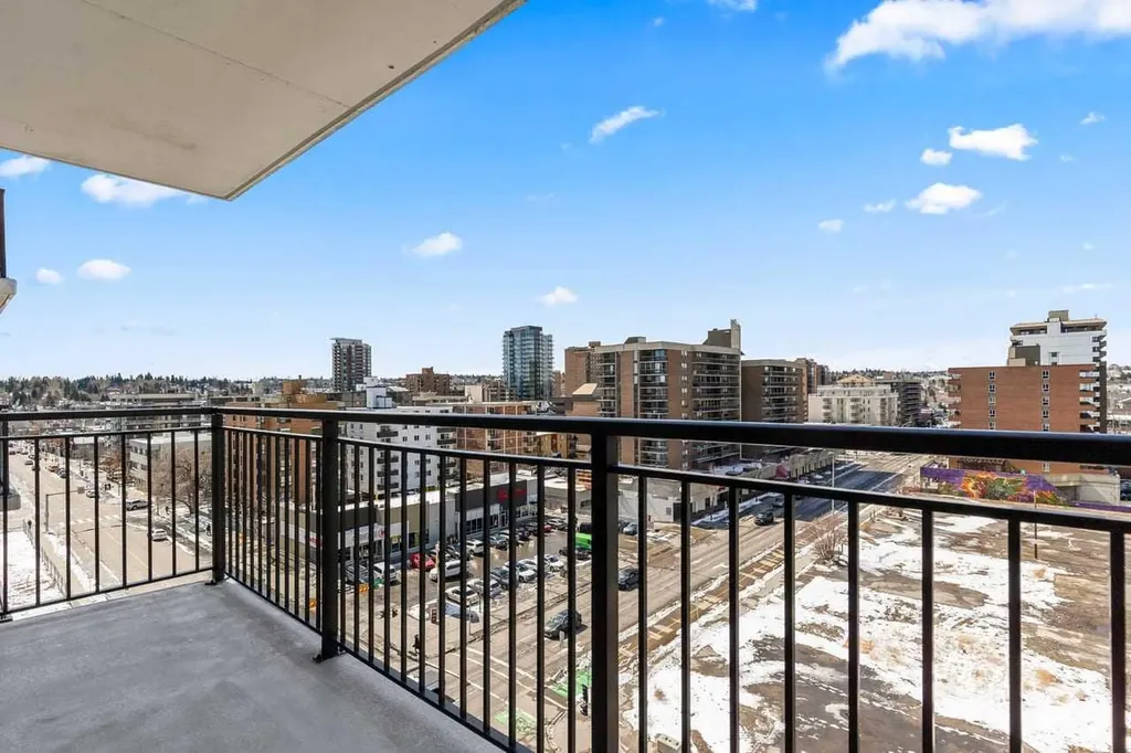 1110 11 Street SW Calgary AB T2R1S5