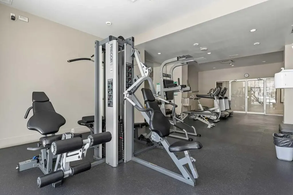 1110 11 Street SW Calgary AB T2R1S5