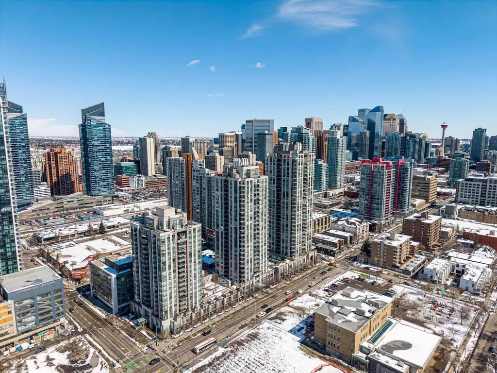 1110 11 Street SW Calgary AB T2R1S5