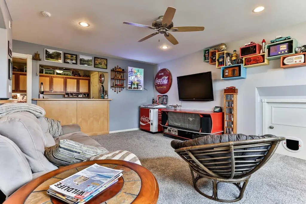 990 Scenic Drive S Lethbridge AB T1J 4R7