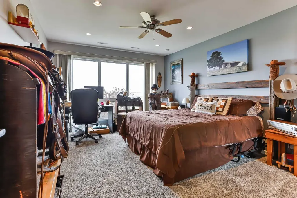 990 Scenic Drive S Lethbridge AB T1J 4R7