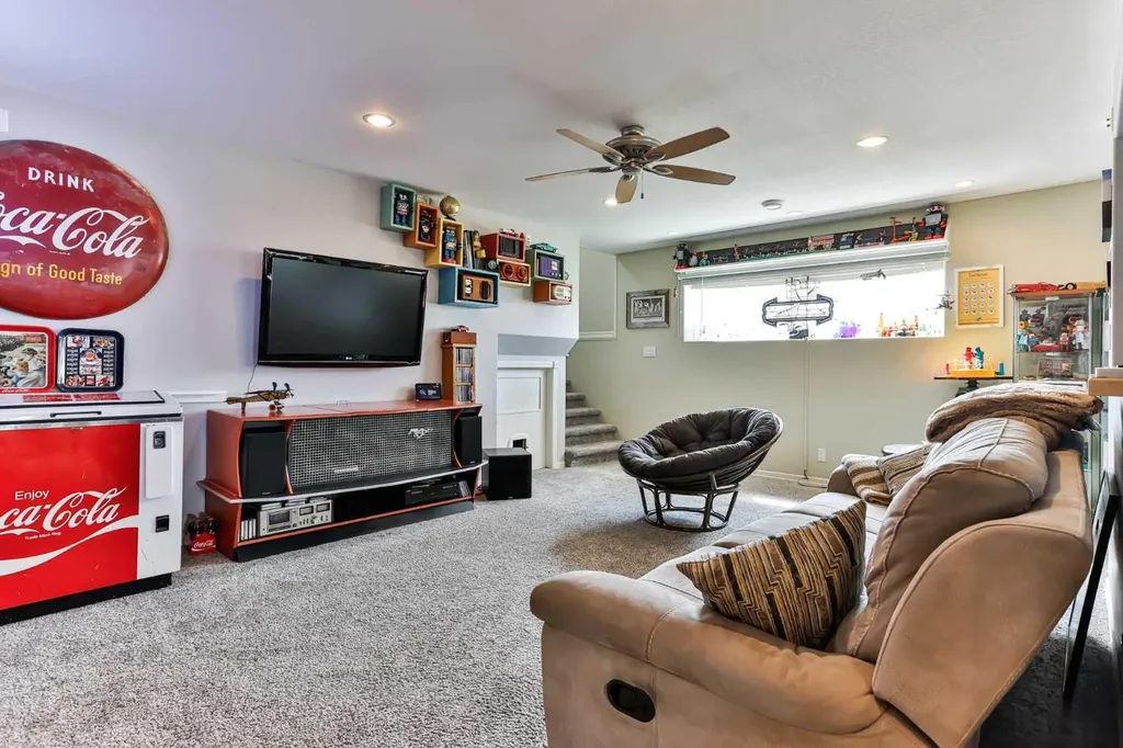 990 Scenic Drive S Lethbridge AB T1J 4R7