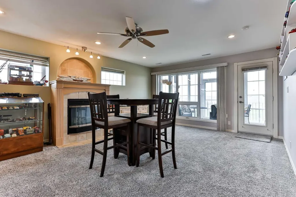 990 Scenic Drive S Lethbridge AB T1J 4R7