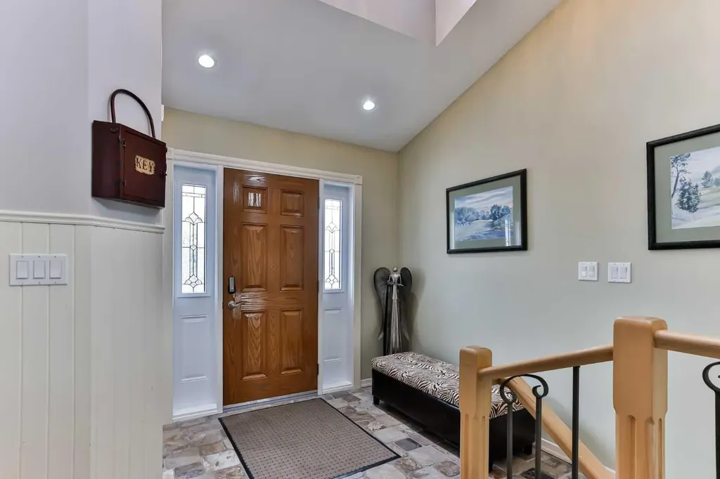 990 Scenic Drive S Lethbridge AB T1J 4R7