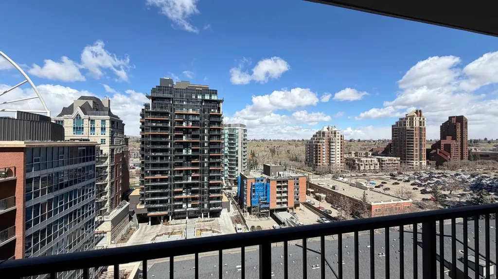 738 3 Avenue SW Calgary AB T2P 0G7