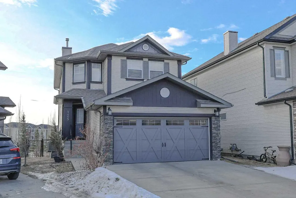 125 Silverado Range Cove SW Calgary AB T2X 0E1
